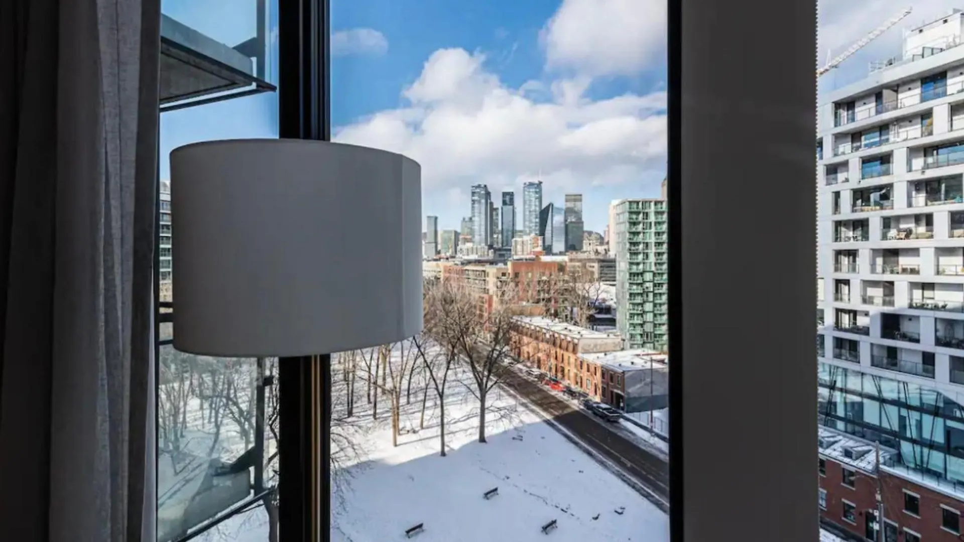 Luxurious Apartment Great View Montreal Canada Апарт-отель